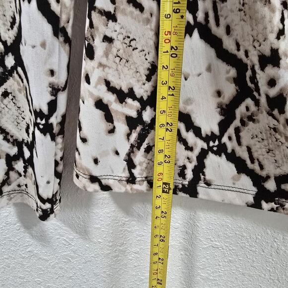Calvin Klein Animal Print Blouse Womens Long Sleeve Draped Front Top Casual S - Picture 8 of 14